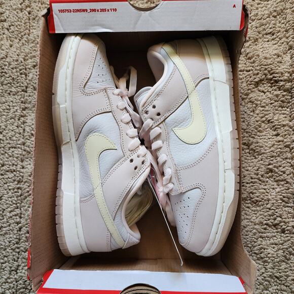 Wmns Nike Dunk Low Light Soft Pink Brand New Sz 8.5 - Picture 8 of 9
